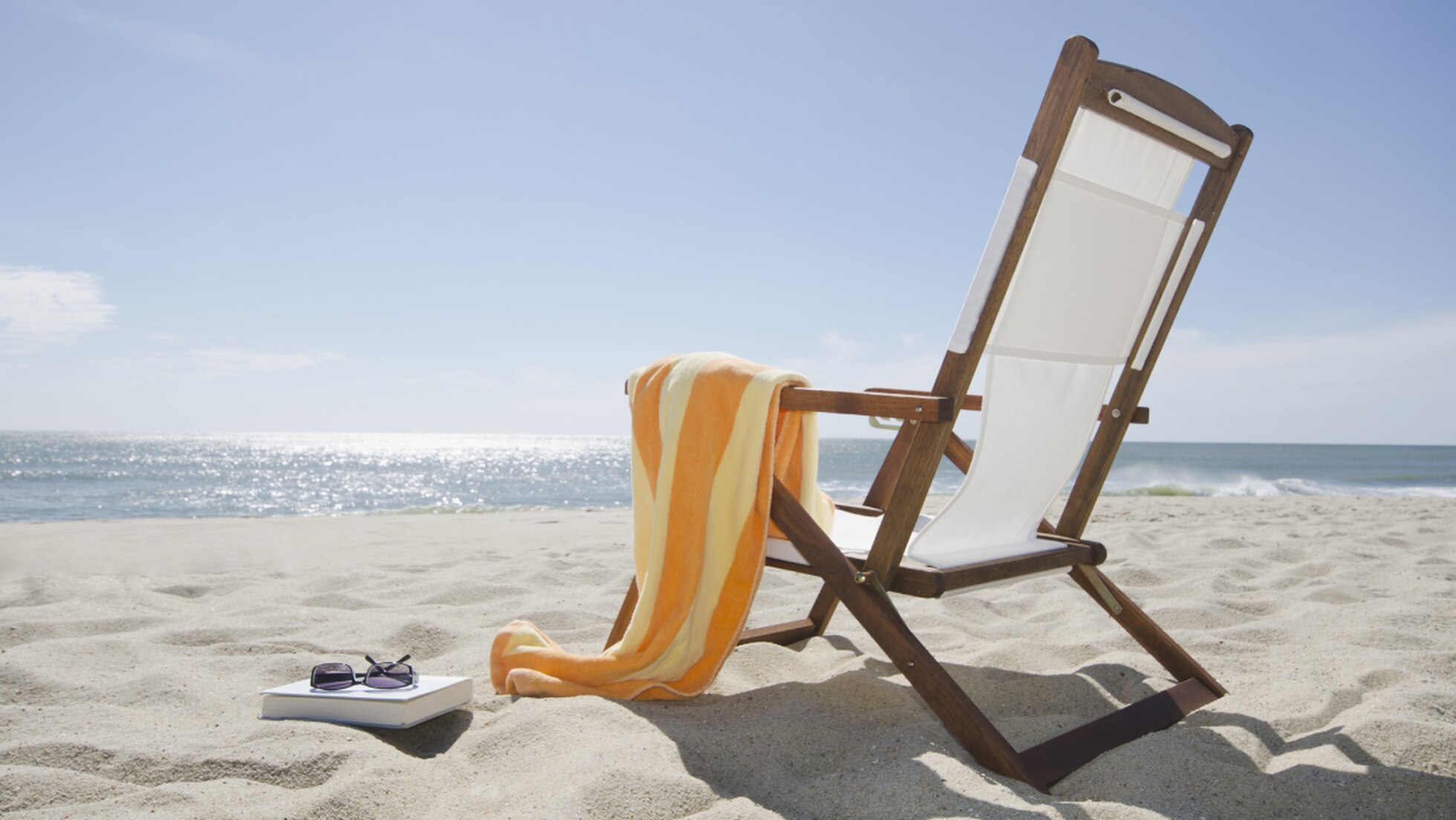 Toalla de Playa y Sillas Plegables