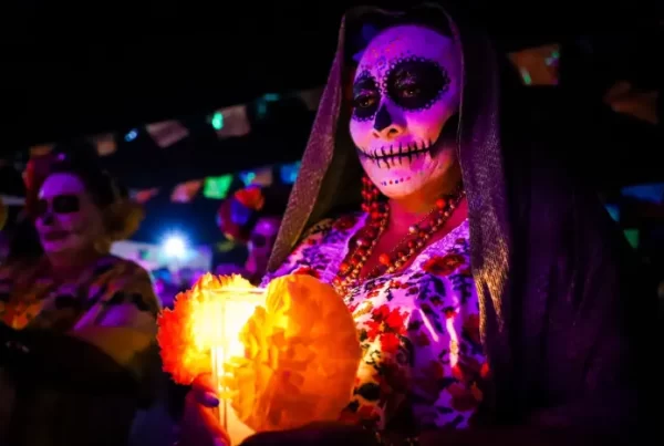 Hanal Pixan en Isla Mujeres: Un Festival Cultural y Espiritual